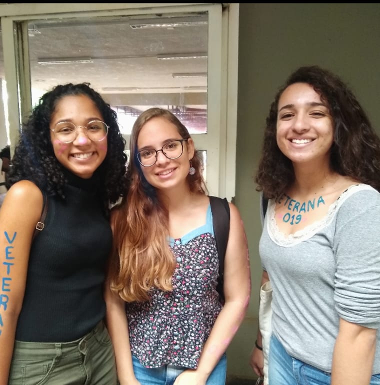 veteranas de Pedagogia Pamela, Mariana e Gemina
