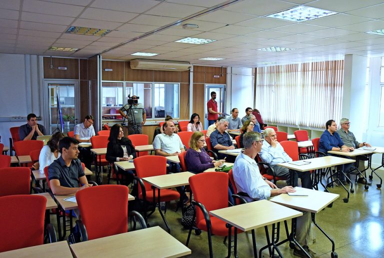 Vice-Reitor da UFMG expõe Experiências de Reformulação nos Cursos de Graduação da Universidade Mineira